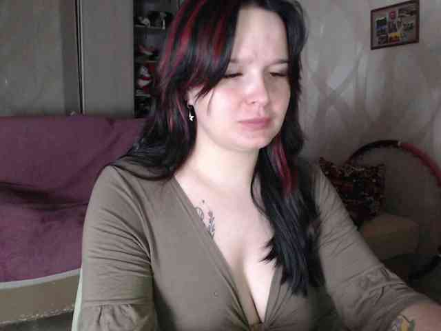 Lizzi-Peach webcam