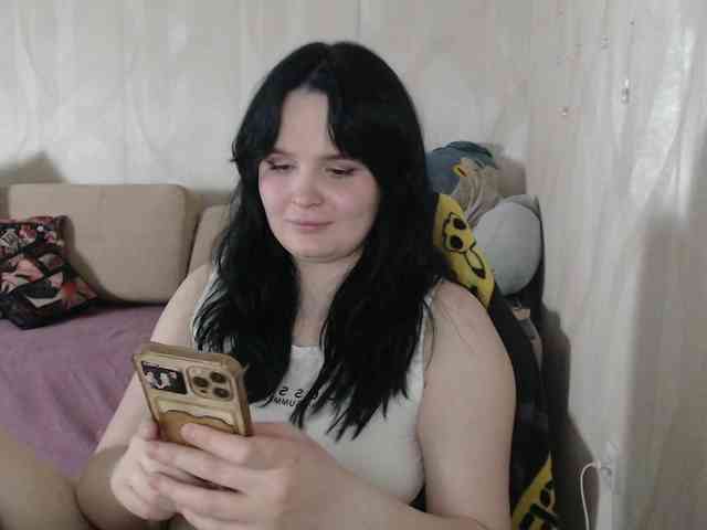 Lizzi-Peach webcam