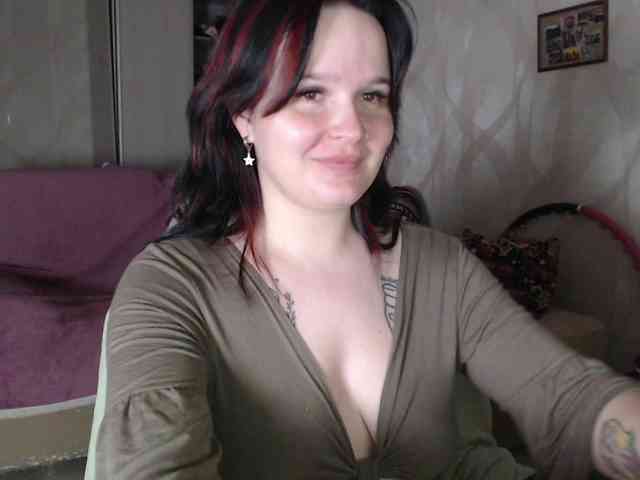 Lizzi-Peach webcam