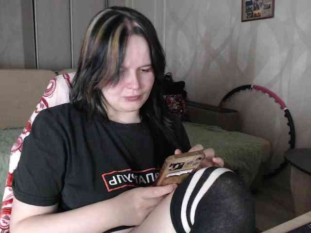 Lizzi-Peach webcam