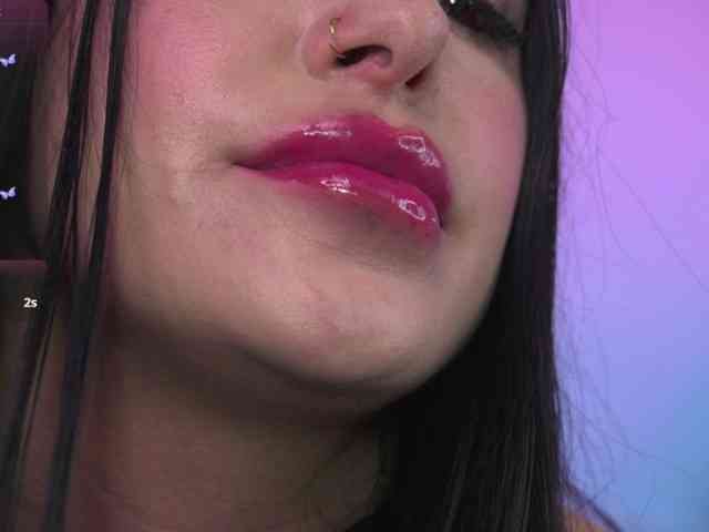 elinne-hendrix webcam