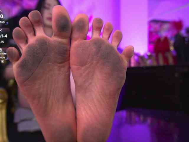 elinne-hendrix webcam