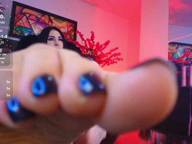 elinne-hendrix webcam
