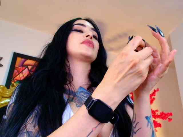 elinne-hendrix