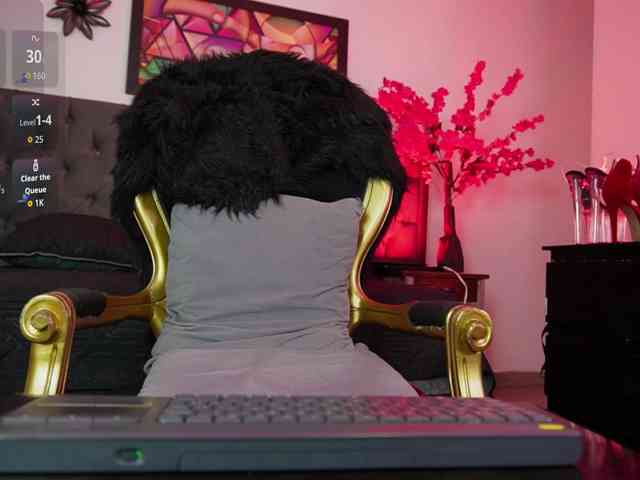 elinne-hendrix webcam