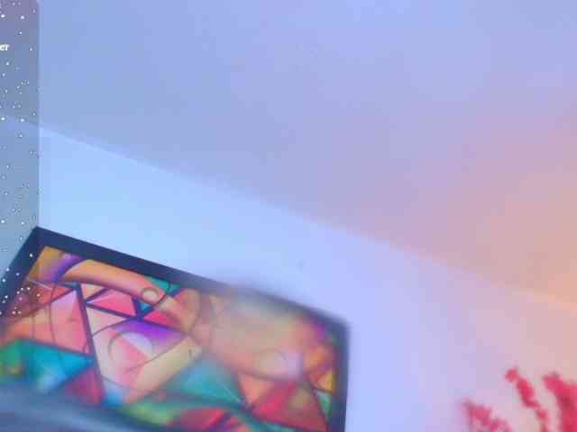 elinne-hendrix webcam