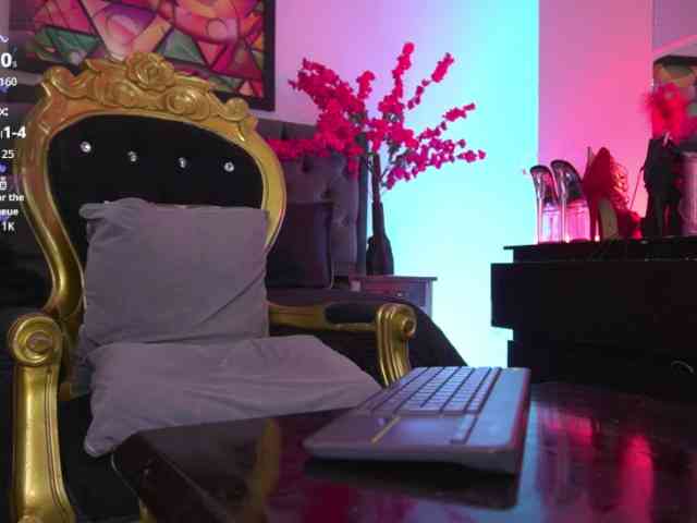elinne-hendrix webcam