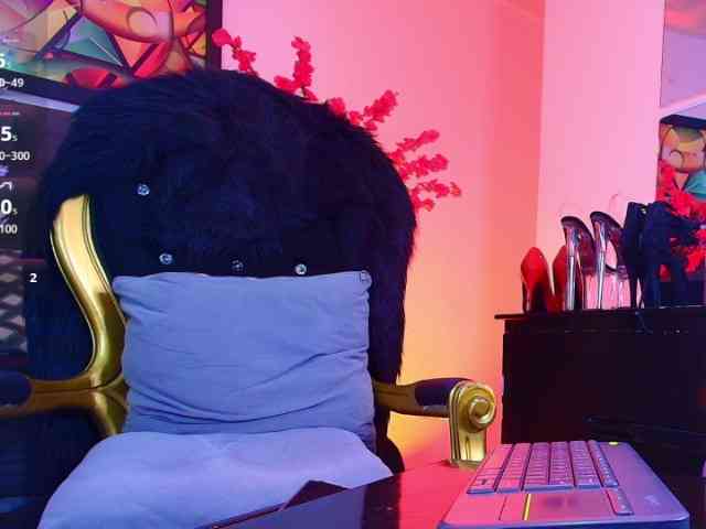 elinne-hendrix webcam