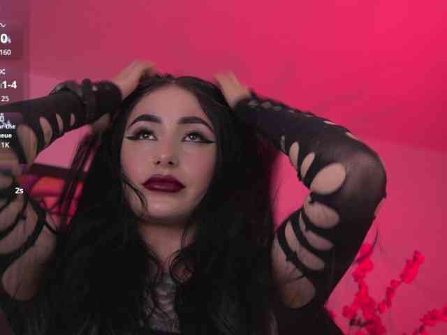elinne-hendrix webcam