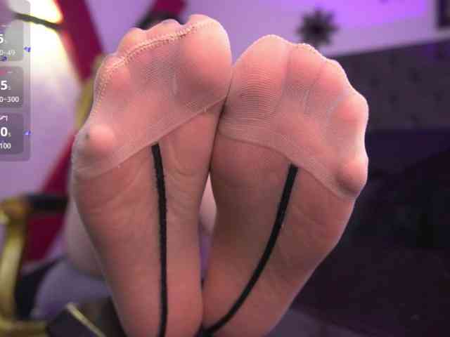 elinne-hendrix webcam