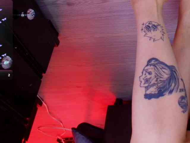 elinne-hendrix webcam