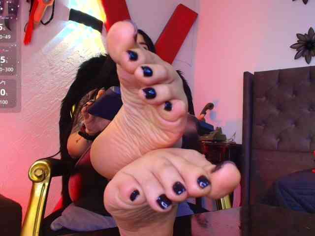 elinne-hendrix webcam