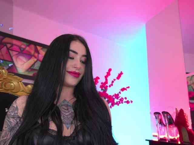elinne-hendrix webcam