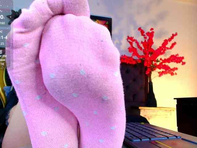 elinne-hendrix webcam