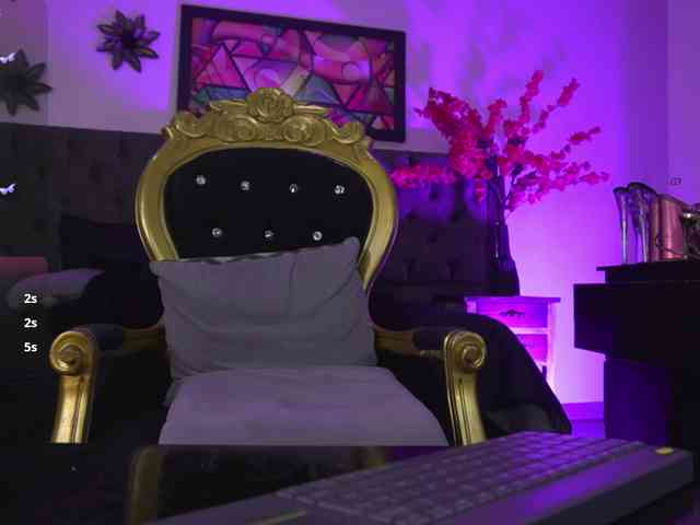 elinne-hendrix webcam