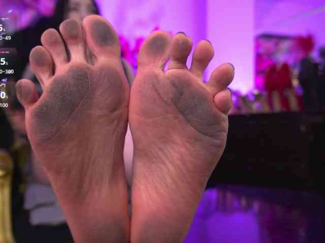 elinne-hendrix webcam