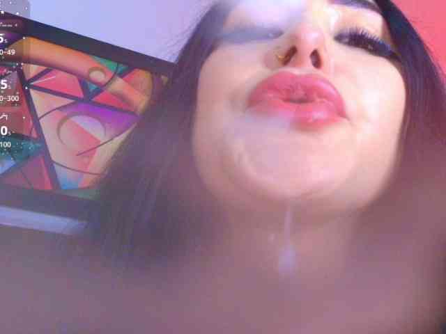 elinne-hendrix webcam