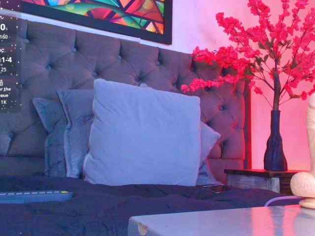 elinne-hendrix webcam