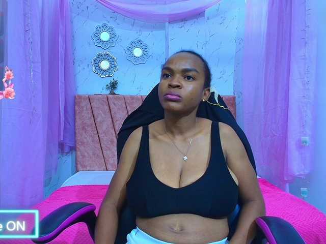 mia-thommson's BongaCams show and profile