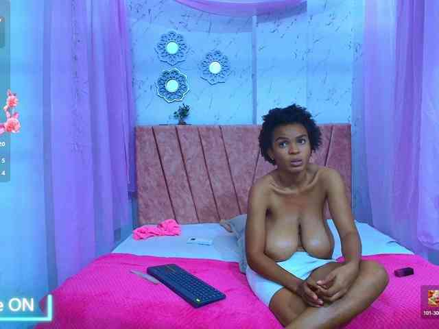 mia-thommson webcam