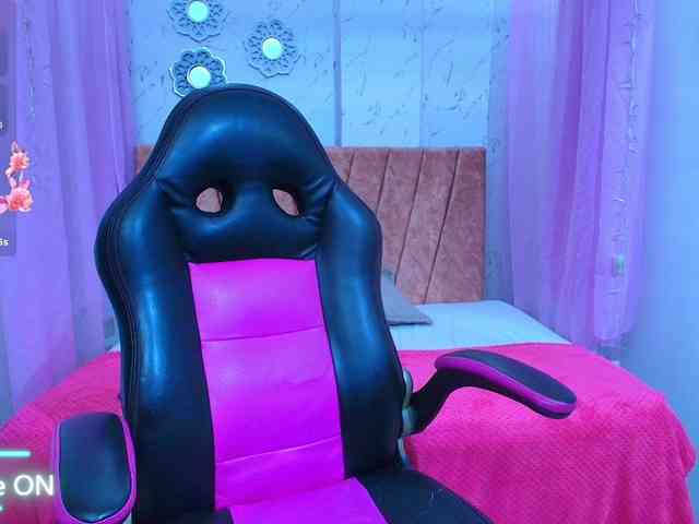mia-thommson