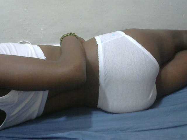 Nicepussy live cam on BongaCams