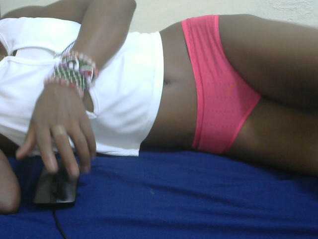 Nicepussy live cam on BongaCams