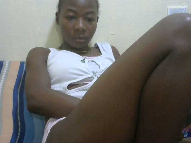 Nicepussy live cam on BongaCams