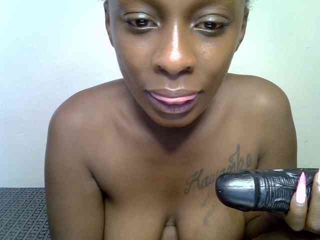 sexxyred webcam