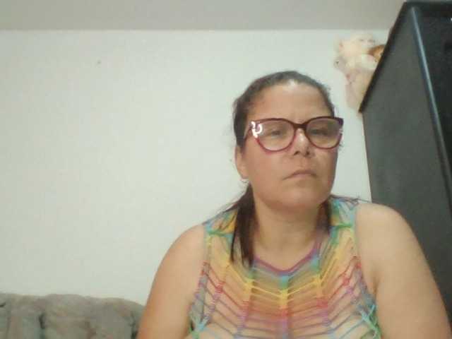 lucianamaster live cam on BongaCams