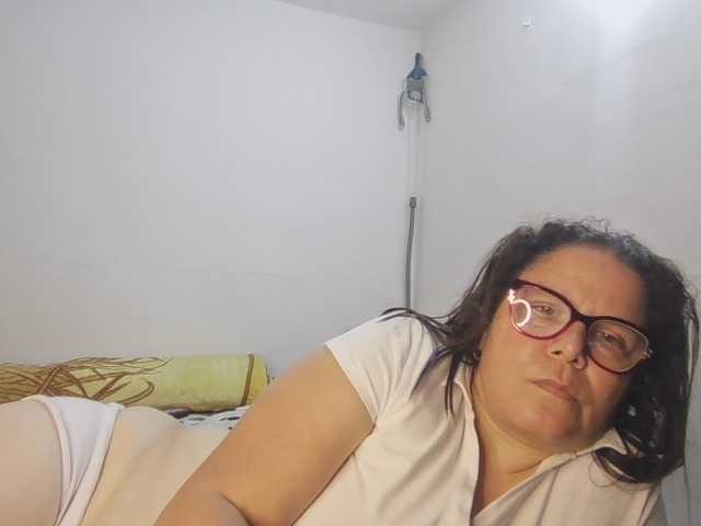 lucianamaster live cam on BongaCams