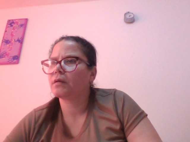 lucianamaster live cam on BongaCams