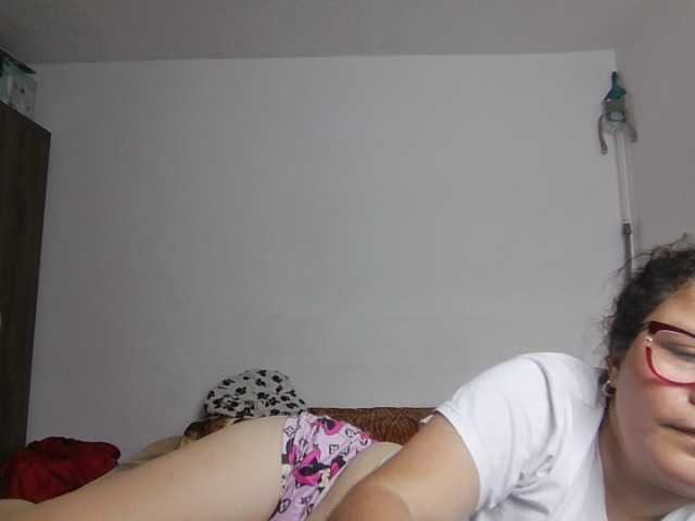 lucianamaster live cam on BongaCams