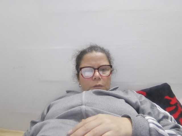lucianamaster, live now on BongaCams