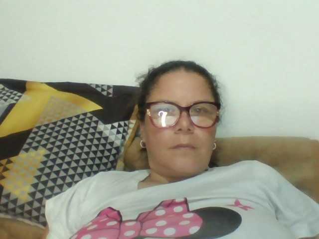 lucianamaster live cam on BongaCams