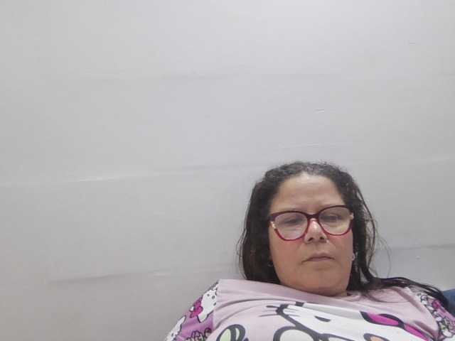 lucianamaster live cam on BongaCams
