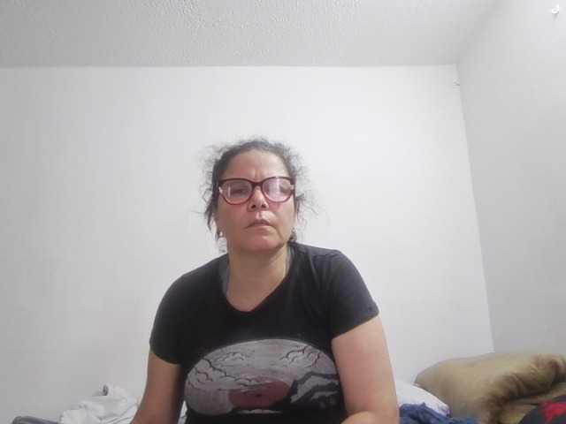 lucianamaster live cam on BongaCams