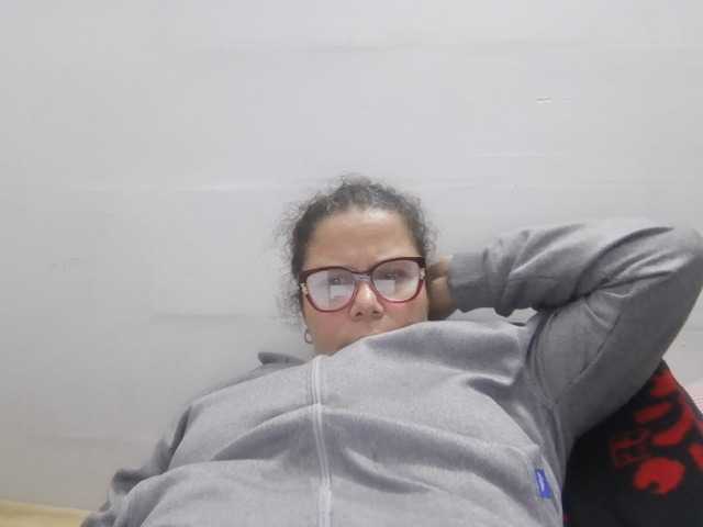 lucianamaster, en directo ahora en BongaCams