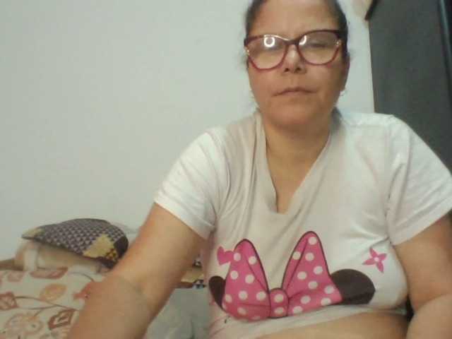 lucianamaster live cam on BongaCams