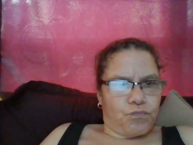 lucianamaster live cam on BongaCams
