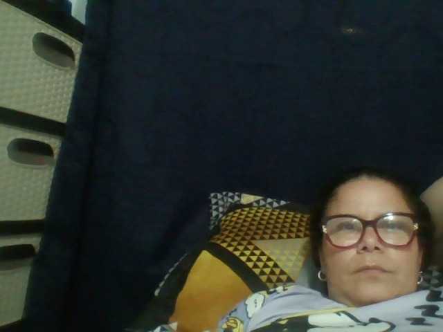 lucianamaster live cam on BongaCams