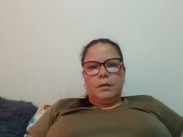 lucianamaster live cam on BongaCams