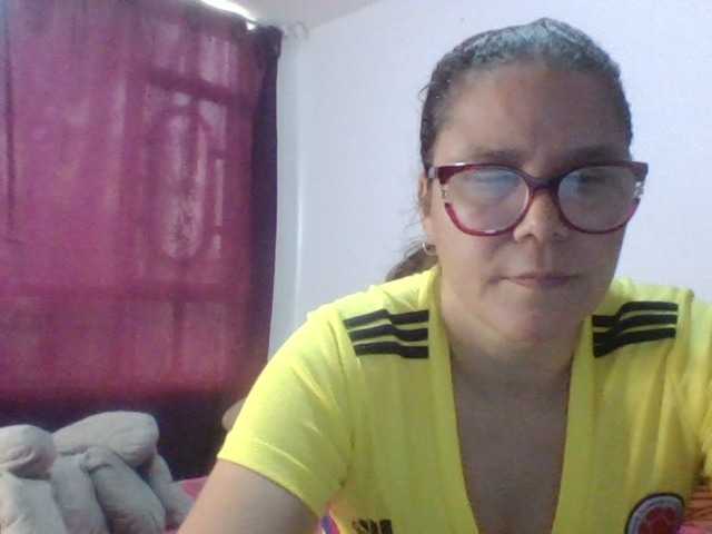 lucianamaster live cam on BongaCams