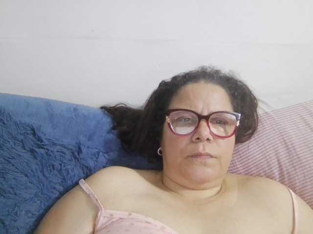 lucianamaster live cam preview