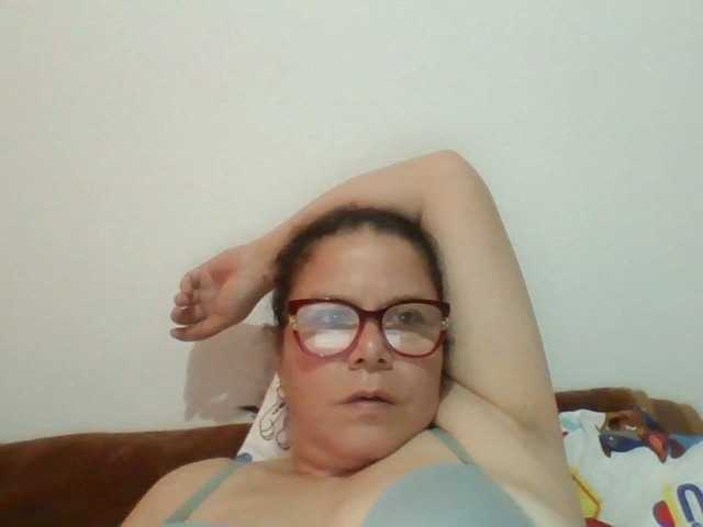 lucianamaster live cam on BongaCams