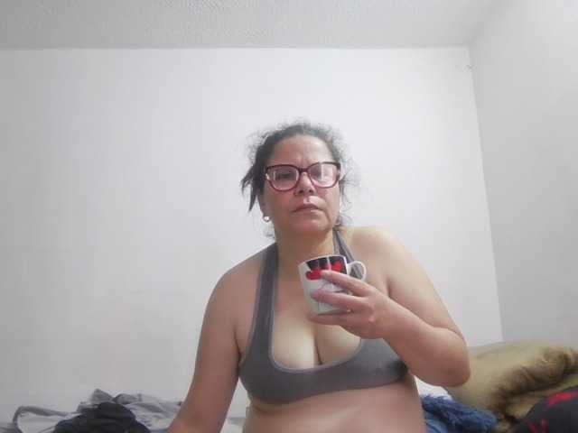 lucianamaster, en directo ahora en BongaCams