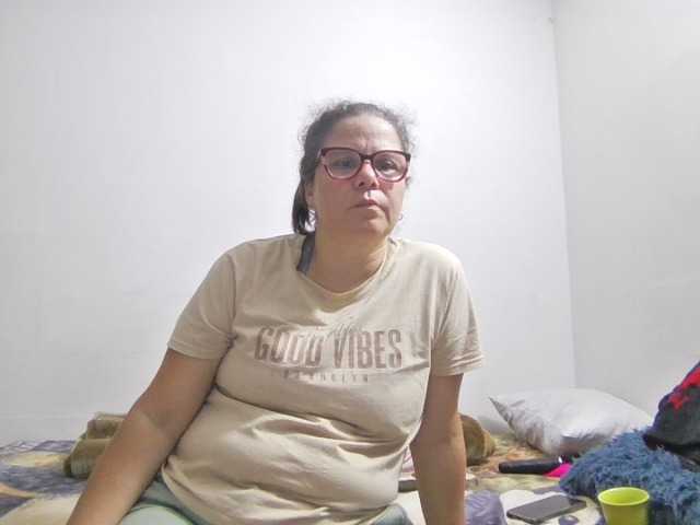 lucianamaster live cam on BongaCams