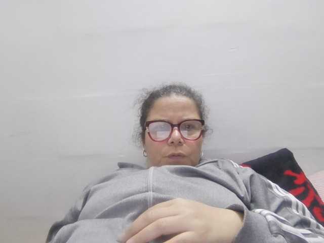 lucianamaster, live now on BongaCams