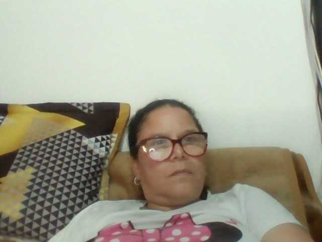 lucianamaster live cam on BongaCams