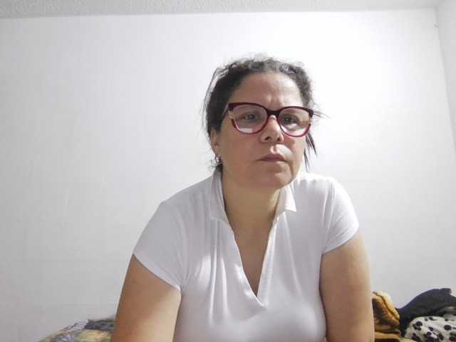 lucianamaster live cam on BongaCams